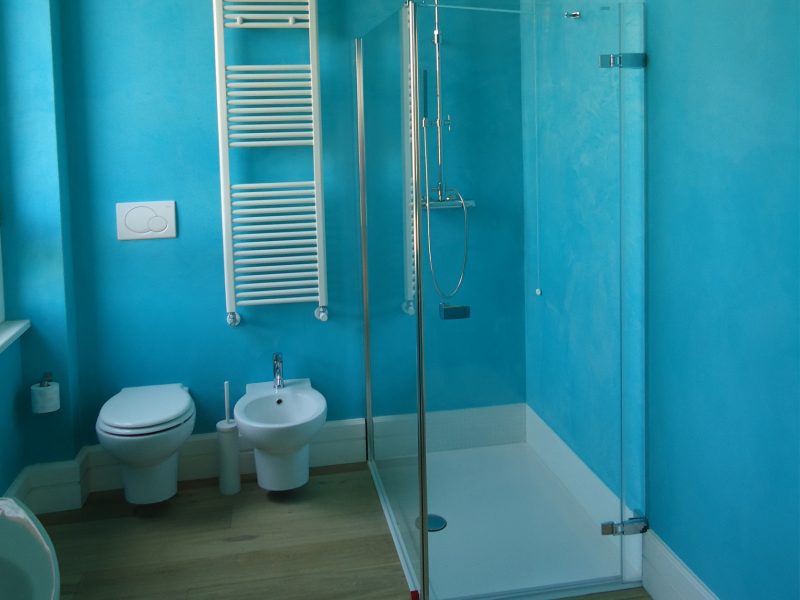 BAGNI DESIGN E COLORE