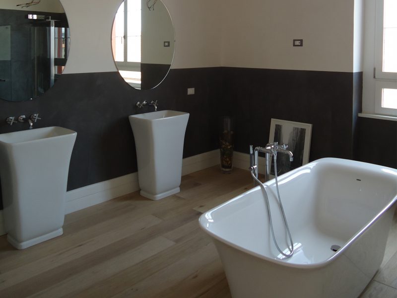 BAGNI PALAZZO STORICO
