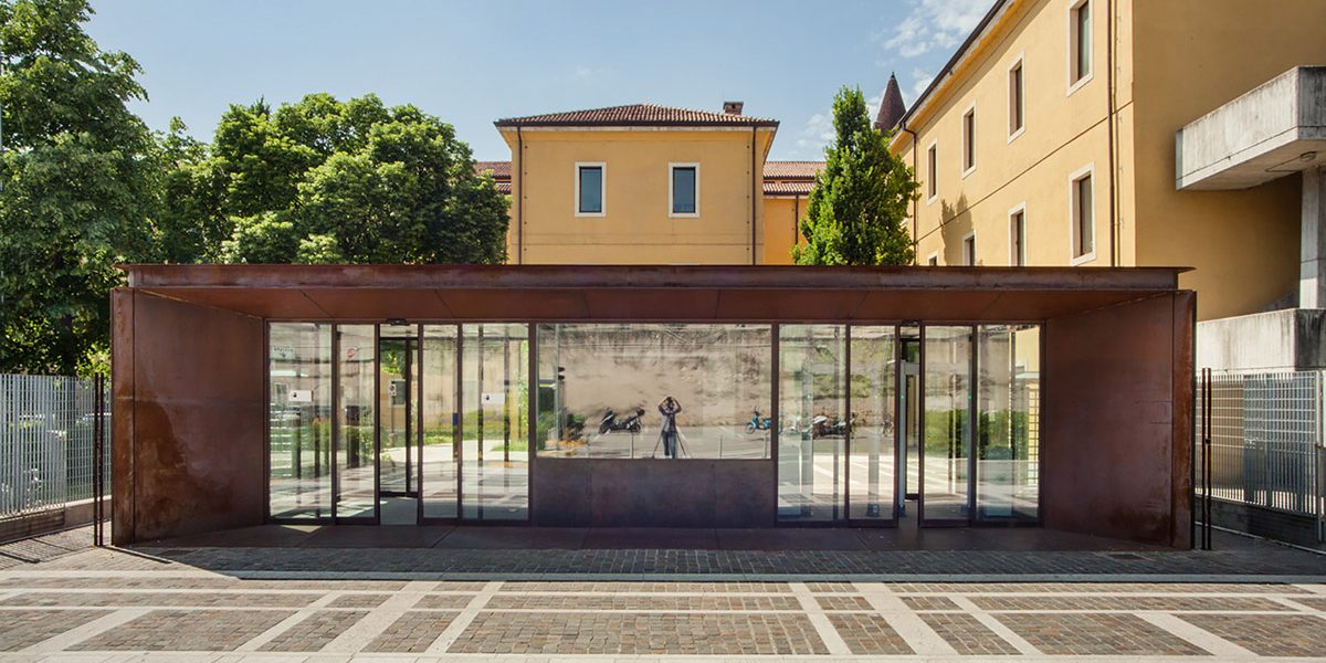 Ristrutturazione caserme, opere di edilizia pubblica